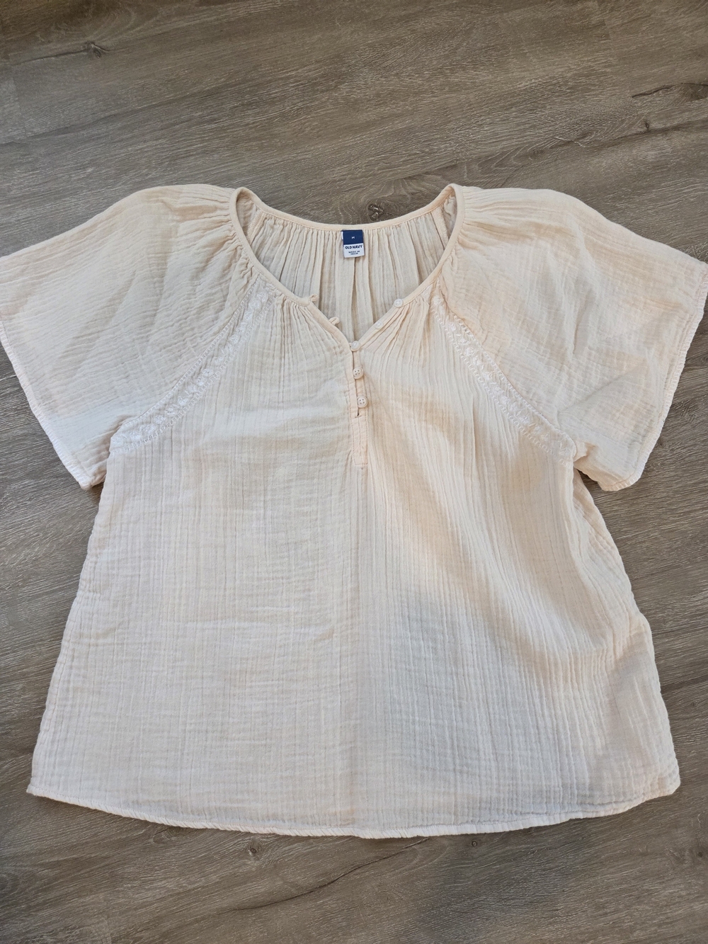 Old Navy cream Gauze Henley Peasant Top